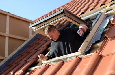 Pose de fenêtres de toit Velux à Irles